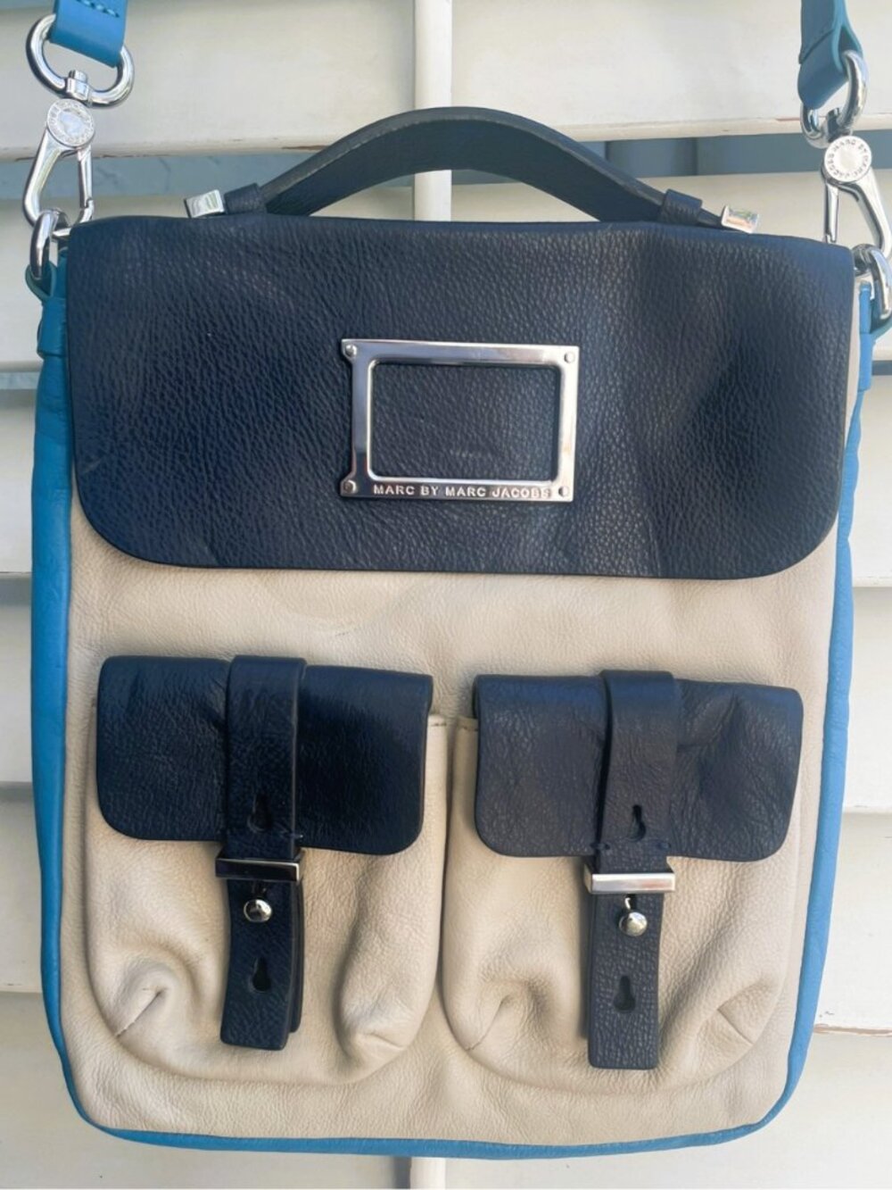 Archival Marc by Marc Jacobs 2010 R Special Colorblock Messenger - Navy & Cream